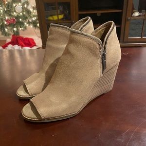 Lucky Brand Peep Toe Wedges